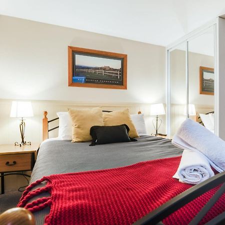 Dromaius 5 - 3Br Townhouse L Lake Views L Spa Bath L Wifi L Bbq Jindabyne Kültér fotó