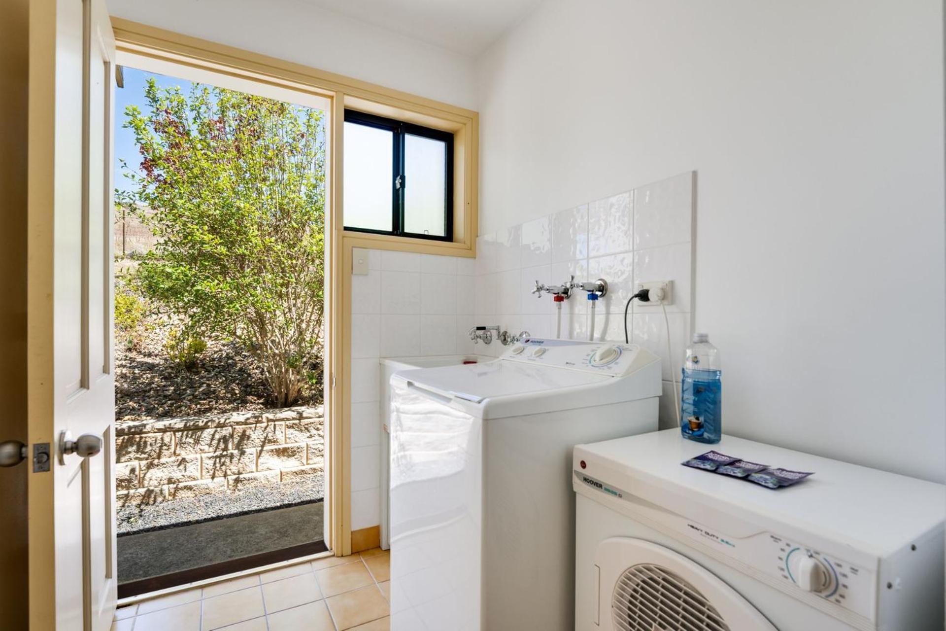 Dromaius 5 - 3Br Townhouse L Lake Views L Spa Bath L Wifi L Bbq Jindabyne Kültér fotó