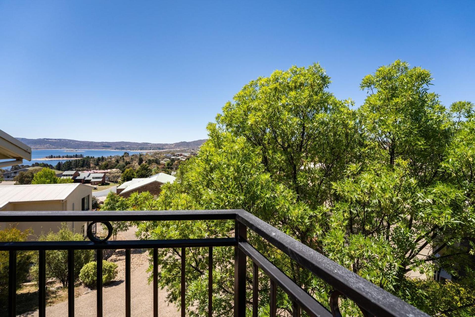 Dromaius 5 - 3Br Townhouse L Lake Views L Spa Bath L Wifi L Bbq Jindabyne Kültér fotó